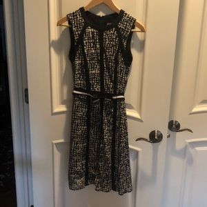 Karen Miller dress. 190% Viscose.